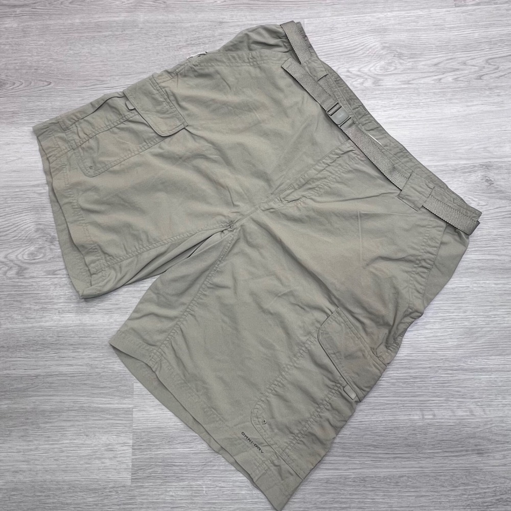 Columbia Titanium Omni-Dry Mens XL Cargo‎ Shorts Khaki Tan Hiking Utility Belted